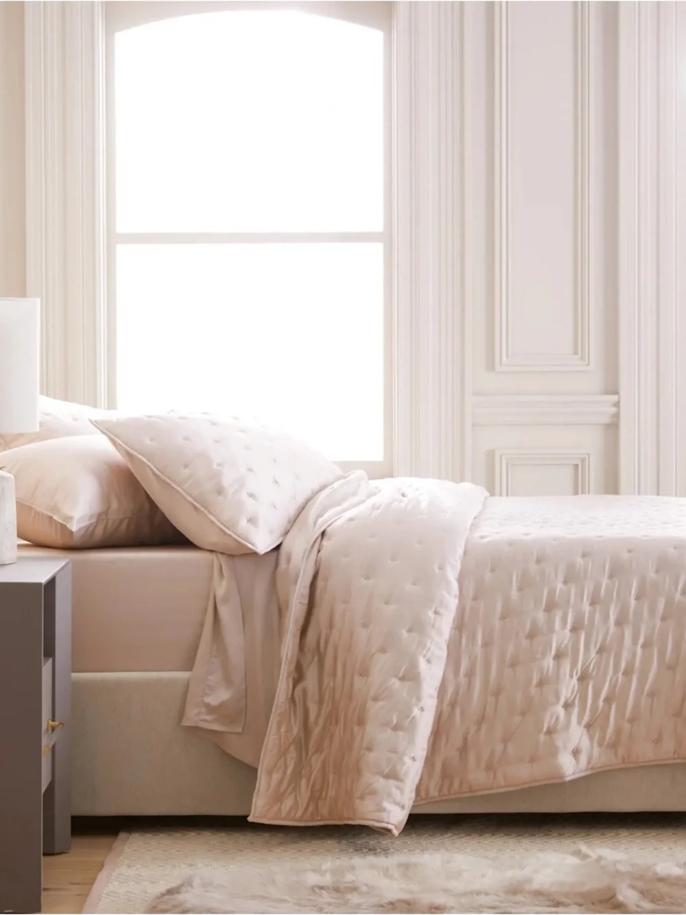 NEW Quince Bamboo Dream Quilt Quilted Comforter Light Soft Blush Pink Queen Full